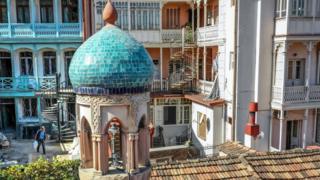 خرید املاک مسکونی در دو شهر تفلیس و باتومی در میان شهروندان ایرانی در مقایسه با شهرهای دیگر گرجستان از استقبال بیشتری برخوردار بوده است