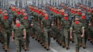 парад