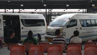 บรรยากาศบริเวณชานชาลาที่สถานีขนส่งหมอชิต 2