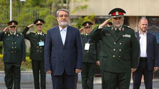 پلیس