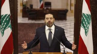 Başbakan Hariri protestoculara "Kimsenin sizi tehdit etmesine veya korkutmasına izin vermeyeceğim" diye seslendi