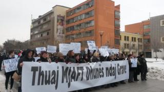 Marcha das Mulheres em Pristina