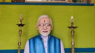 நரேந்திர மோதிக்கு கோயில் கட்டிய திருச்சி விவசாயி