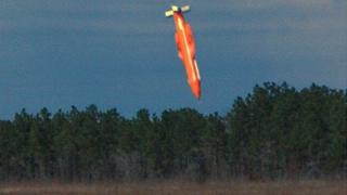 Foto de archivo de la bomba GBU-43/B MOAB