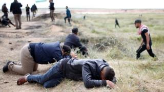 إسرائيل تحتجز جثماني فلسطينيين قتلا في "يوم الأرض"