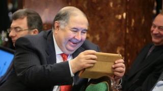 Усмонов