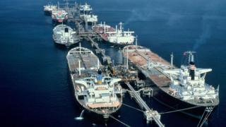 tanker, kapal tanker, kapal minyak, fossil fuel, bahan bakar minyak, energi terbarukan, energi ombak, energi gelombang