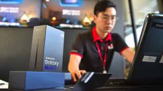 магазин принимает обратно Galaxy Note 7
