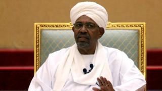 الرئيس السوداني السابق عمر البشير