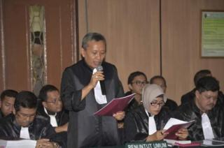 sidang ahok