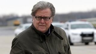 Stephen Bannon ayaa sheegay in warbaahinta Maraykanku aysan fahamsanayn dalka