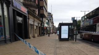 Street cordon at Sports Direct