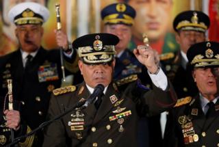 Venezuela Savunma Bakanı Vladimir Padrino López