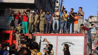 Abayobora imitwe itavuga rumwe na leta bavuga ko bafunguye izindi nzira zerekeza muri Aleppo