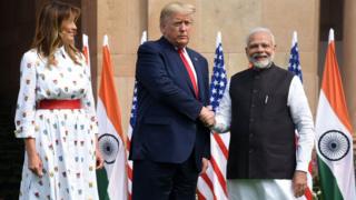 ट्रंप दौरे के दूसरे दिन दिल्ली में थे और उसी दिन राजधानी में जमकर हिंसा हुई.
