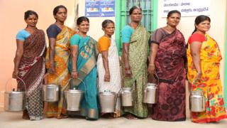 శ్రీజ డైరీ మహిళలు