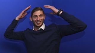 Emiliano Sala doing the Ayatollah