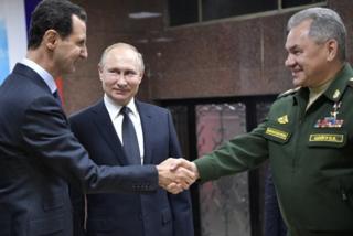 Suriye Devlet Başkanı Beşar Esad, Rusya Devlet Başkanı Vladimir Putin ve Rusya Savunma Bakanı Sergey Şoygu