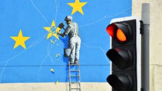 Чем закончится "Брексит"? Банкси в Дувре