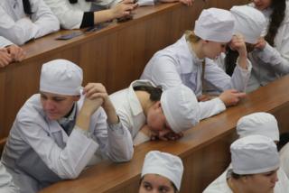 студенти-медики