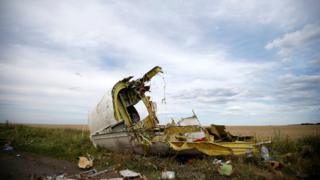 MH17'ye ait enkaz parçası