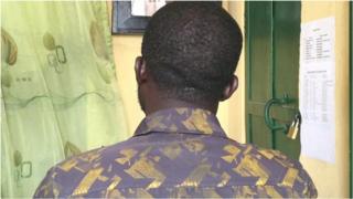 Ọgbà ẹ̀wọ̀n ni mo ti s‘orí re