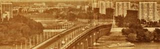25 апреля 1967 года в аварии на мосту им. Патона погиб выдающийся баскетбольный тренер Украины Наполеон Каракашьян