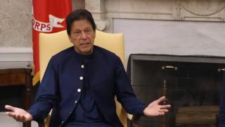 خان