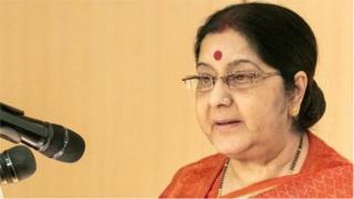 సోషల్ మీడియా లక్ష్యంగా సుష్మా స్వరాజ్