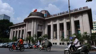 Ngân hàng Nhà nước được mô tả là đã "chậm ban hành" quyết định đặt các tổ chức tín dụng vào tình trạng kiểm soát đặc biệt