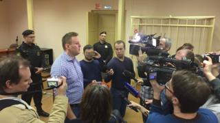 Навальный и журналисты