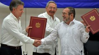 Shugaban Colombia Juan Manuel Santos da shugaban Farc