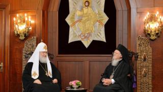 патриарх Московский и Всея Руси Кирилл и патриарх Константинопольский Варфоломей