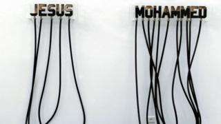 "Иисус - Магомет": нефть - переливающаяся в сообщающихся сосудах кровь мировой политики и мировых религий