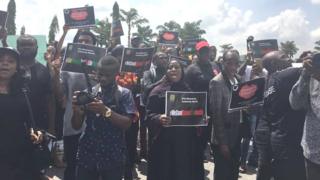 Protesters for road