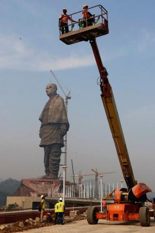 मोदी
