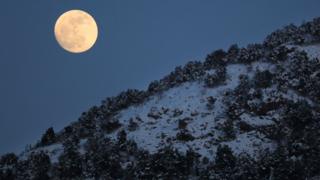 Luna Llena de Nieve