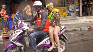 Xe om tai Thai Lan