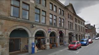 Fire at flats on Princes Street in Perth