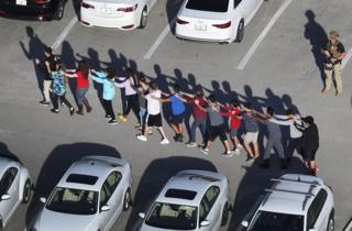 Niños de Marjory Stoneman Douglas