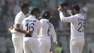 India celebrate winning the second Test against New Zealand in Mumbai
