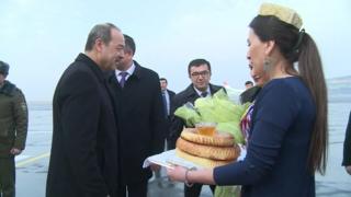 Ўзбекистон Бош вазири Абдулла Арипов Душанбеда