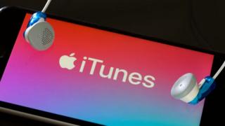 iTunes en un móvil