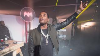 Le rappeur américain Meek Mill a été condamné lundi à quatre ans de prison ferme