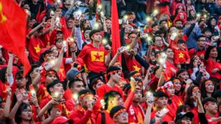 Cổ động viên Việt Nam sướng vui vì thành công mới đây của U23 Việt Nam