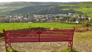 Bench dedicated to Dr Eugenie Hilda Dorothy Cheesmond at Top O Slate above Haslingden