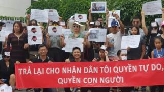 FB Mac Viet Hong