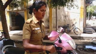 தடைகளை தகர்த்து சாதித்த திருநங்கை காவலர் நஸ்ரியா