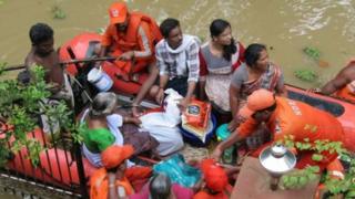 தொடர்ந்து அதிகரிக்கும் வெள்ளம்: "ஆகஸ்டு 26 வரை கொச்சி விமான நிலையம் செயல்படாது"