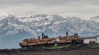 Suriye sınırındaki Türk tankları